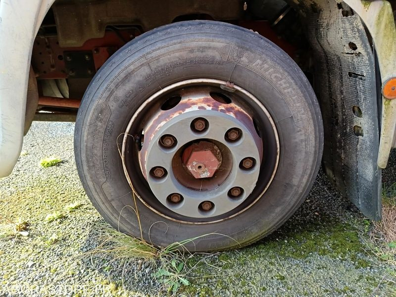 2429-XW-17 Iveco ML 120E - فان: صورة 4 2429-XW-17 Iveco ML 120E - فان: صورة 4