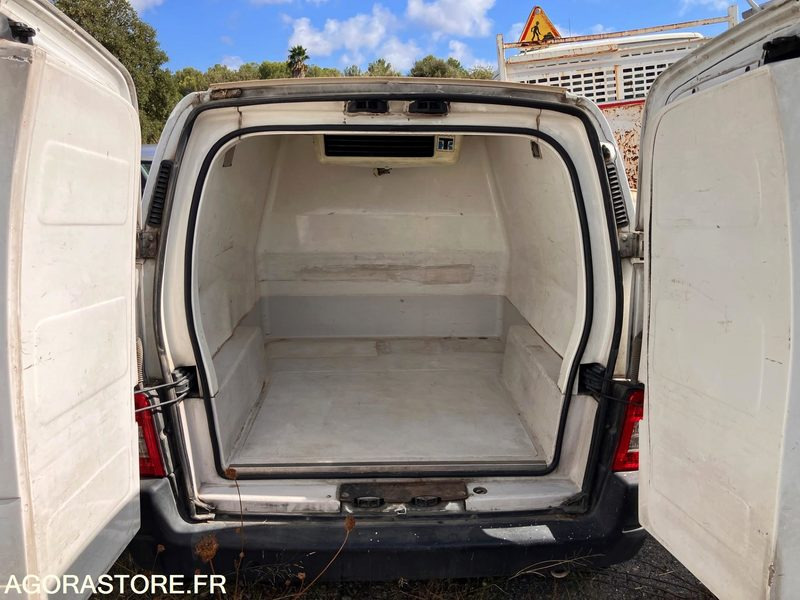 BERLINGO FRIGO / NON ROULANT - فان المدمجة: صورة 4 BERLINGO FRIGO / NON ROULANT - فان المدمجة: صورة 4