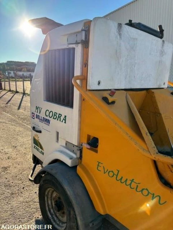 BROYEUR SAELEN MV COBRA 2004 4500 HEURES - معدات الحدائق: صورة 3 BROYEUR SAELEN MV COBRA 2004 4500 HEURES - معدات الحدائق: صورة 3