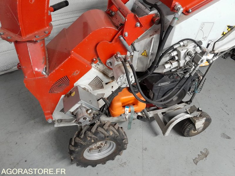 Broyeur BUGNOT BVN34 (DI490) - معدات الحدائق: صورة 4 Broyeur BUGNOT BVN34 (DI490) - معدات الحدائق: صورة 4