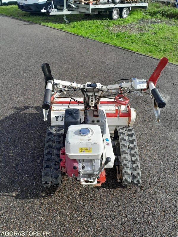 Broyeur à chenilles OREC HCR812 (BROY-19-0428-TAR) - معدات الحدائق: صورة 3 Broyeur à chenilles OREC HCR812 (BROY-19-0428-TAR) - معدات الحدائق: صورة 3