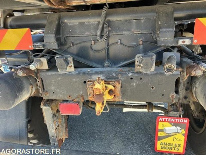 شاحنة CAMION 4X4 MERCEDES UNIMOG U5000 2009 62289 KM 4667 HEURES: صورة 11 شاحنة CAMION 4X4 MERCEDES UNIMOG U5000 2009 62289 KM 4667 HEURES: صورة 11