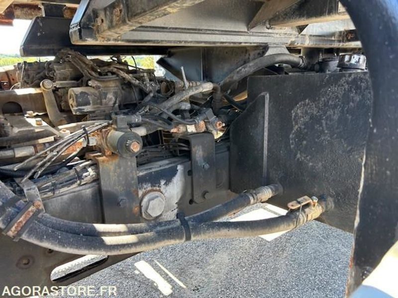 شاحنة CAMION 4X4 MERCEDES UNIMOG U5000 2009 62289 KM 4667 HEURES: صورة 6 شاحنة CAMION 4X4 MERCEDES UNIMOG U5000 2009 62289 KM 4667 HEURES: صورة 6