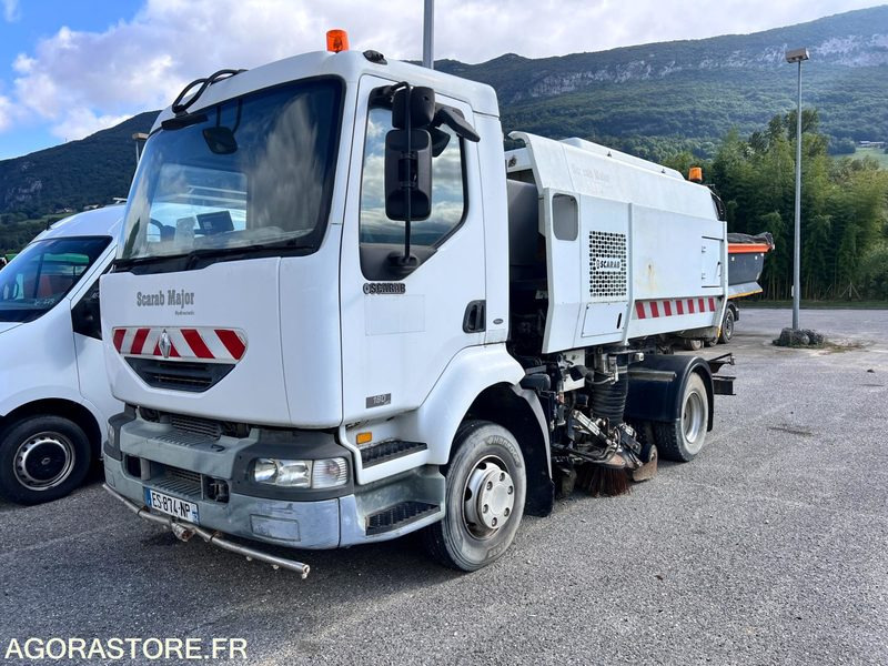 CAMION BALAYEUSE - RENAULT SCARAB MAJOR - 2004 - سياره كنس شوارع: صورة 1 CAMION BALAYEUSE - RENAULT SCARAB MAJOR - 2004 - سياره كنس شوارع: صورة 1
