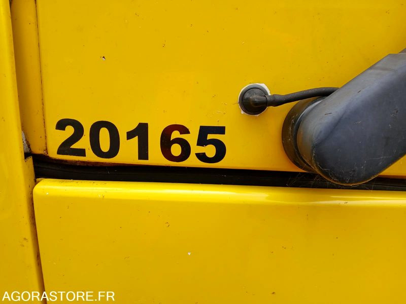 CAR FAST SCOLER 20165 - MEC2010 / 300900KM / AK-098-RV - حافلة مدرسية: صورة 5 CAR FAST SCOLER 20165 - MEC2010 / 300900KM / AK-098-RV - حافلة مدرسية: صورة 5