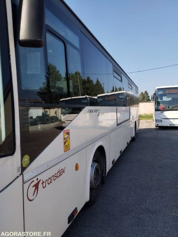 CAR IRISBUS RECREO 18630 - MEC 2009 281000KM AC-503-JJ - حافلة مدرسية: صورة 4 CAR IRISBUS RECREO 18630 - MEC 2009 281000KM AC-503-JJ - حافلة مدرسية: صورة 4
