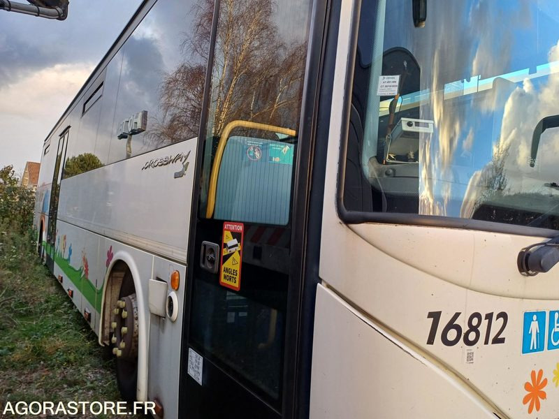 CAR IVECO CROSSWAY -N°16812 -MEC 2010 / 511000KM AT-851-NN - حافلة مدرسية: صورة 2 CAR IVECO CROSSWAY -N°16812 -MEC 2010 / 511000KM AT-851-NN - حافلة مدرسية: صورة 2