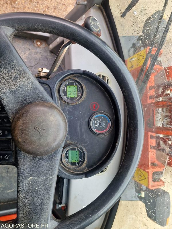 CHARGEUSE SUR PNEUS EVERUN ER08 EASY DIESEL 24CV - 2017 - 580 heures - تركس: صورة 5 CHARGEUSE SUR PNEUS EVERUN ER08 EASY DIESEL 24CV - 2017 - 580 heures - تركس: صورة 5