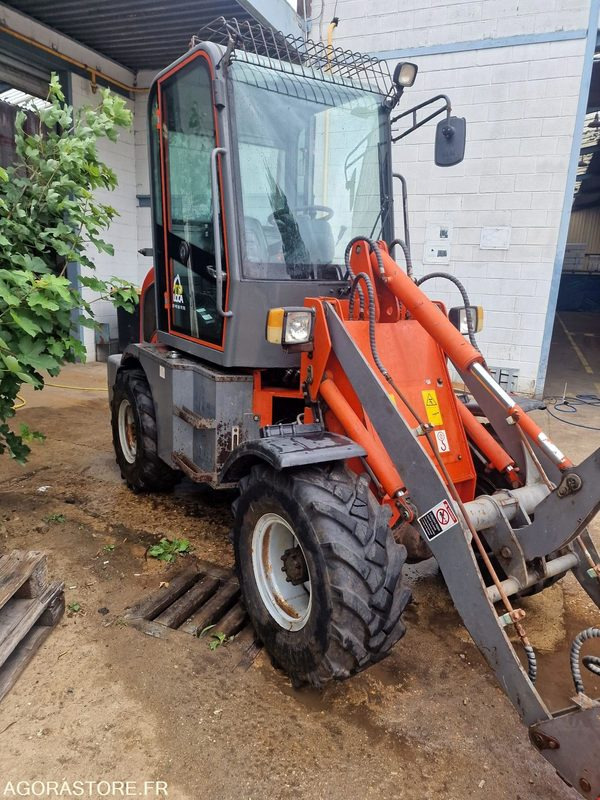 CHARGEUSE SUR PNEUS EVERUN ER08 EASY DIESEL 24CV - 2017 - 580 heures - تركس: صورة 2 CHARGEUSE SUR PNEUS EVERUN ER08 EASY DIESEL 24CV - 2017 - 580 heures - تركس: صورة 2