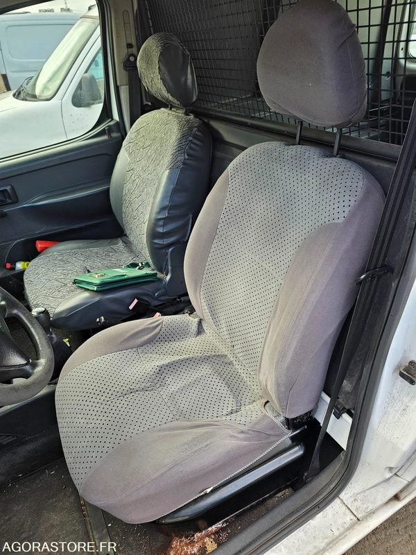 CITROEN BERLINGO - 2005 - 195086KM - 212END92 - فان المدمجة: صورة 5 CITROEN BERLINGO - 2005 - 195086KM - 212END92 - فان المدمجة: صورة 5