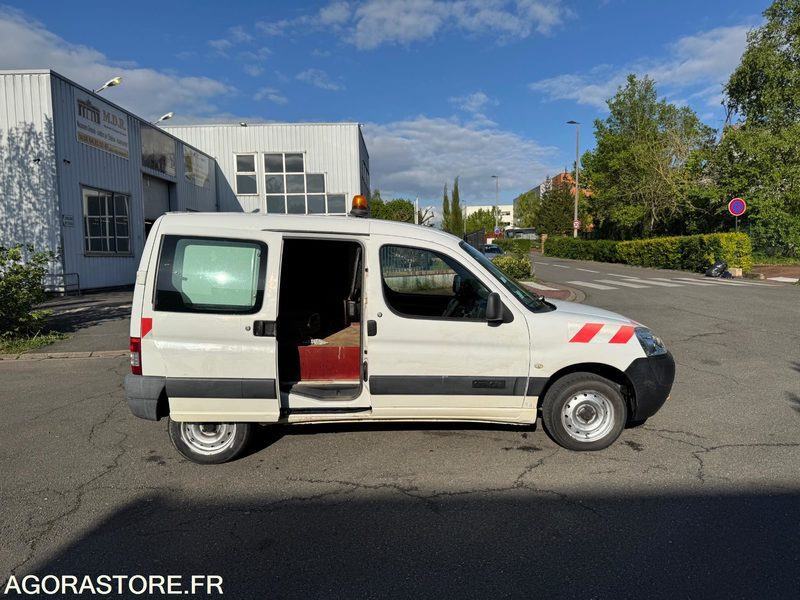 CITROËN BERLINGO - 2010 - 211 000 KM - فان المدمجة: صورة 5 CITROËN BERLINGO - 2010 - 211 000 KM - فان المدمجة: صورة 5