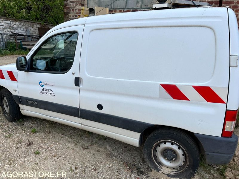 CITROEN BERLINGO - فان المدمجة: صورة 1 CITROEN BERLINGO - فان المدمجة: صورة 1