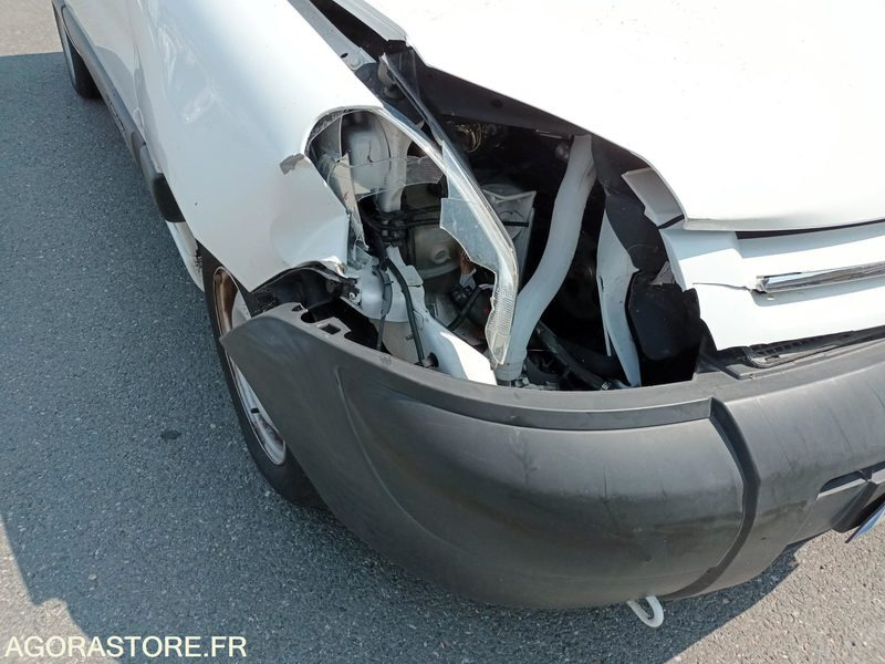 CITROEN Berlingo - 423 CMQ 78 - فان المدمجة: صورة 5 CITROEN Berlingo - 423 CMQ 78 - فان المدمجة: صورة 5