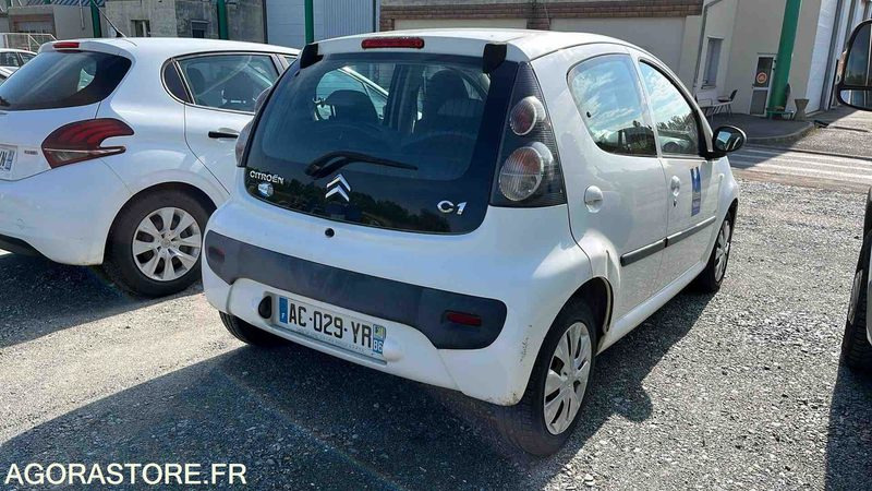 CITROEN C1 HDI - AC029YR - سيارة: صورة 4 CITROEN C1 HDI - AC029YR - سيارة: صورة 4