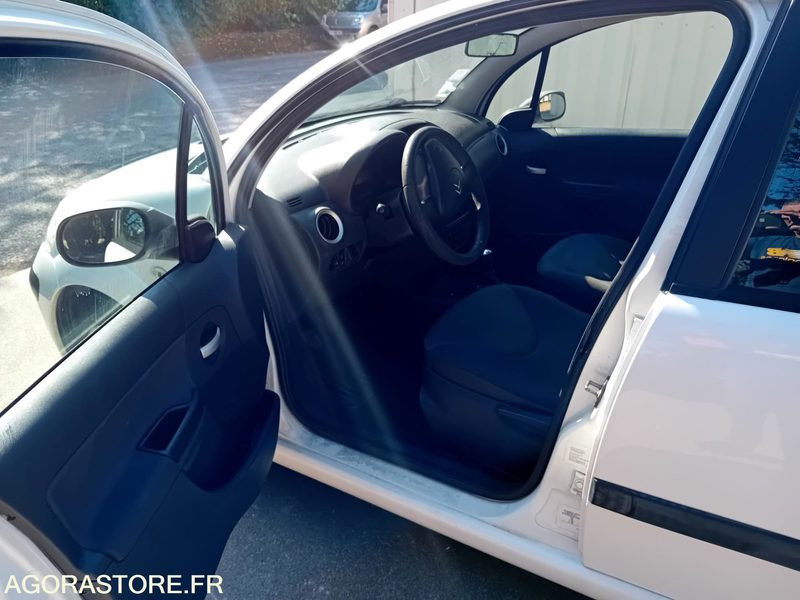 CITROEN C3 1.4HDI CLUB - سيارة: صورة 4 CITROEN C3 1.4HDI CLUB - سيارة: صورة 4