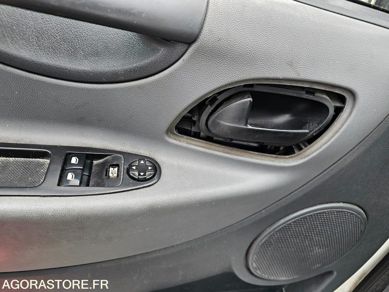 فان CITROEN JUMPY - 2009 - 66874KM - AH787AJ: صورة 13 فان CITROEN JUMPY - 2009 - 66874KM - AH787AJ: صورة 13