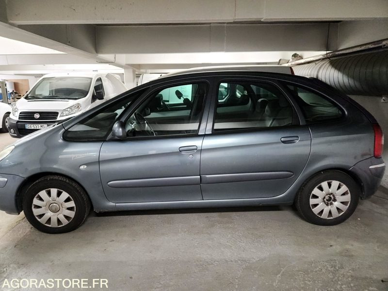 CITROEN PICASSO - سيارة: صورة 2 CITROEN PICASSO - سيارة: صورة 2