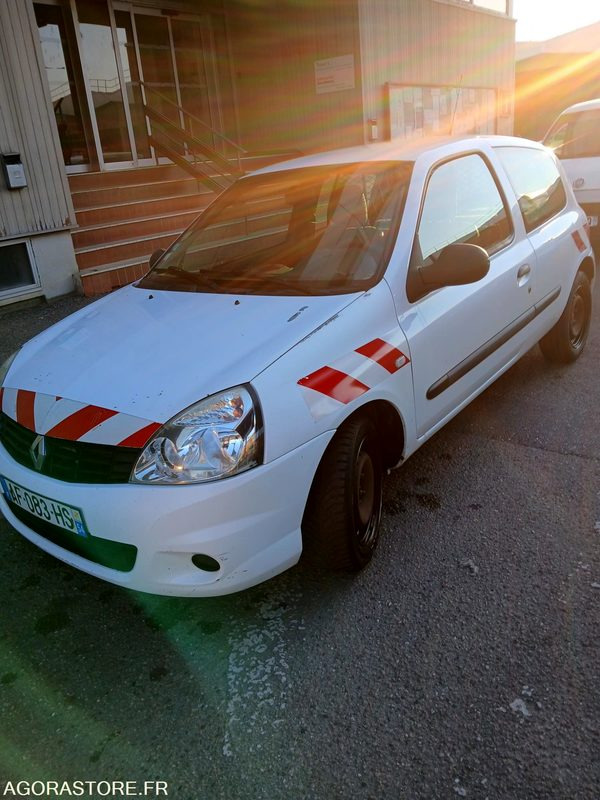 CLIO DCI 2009 203197 KM IL Y A UNE CONTRE VISITE - فان المدمجة: صورة 2 CLIO DCI 2009 203197 KM IL Y A UNE CONTRE VISITE - فان المدمجة: صورة 2