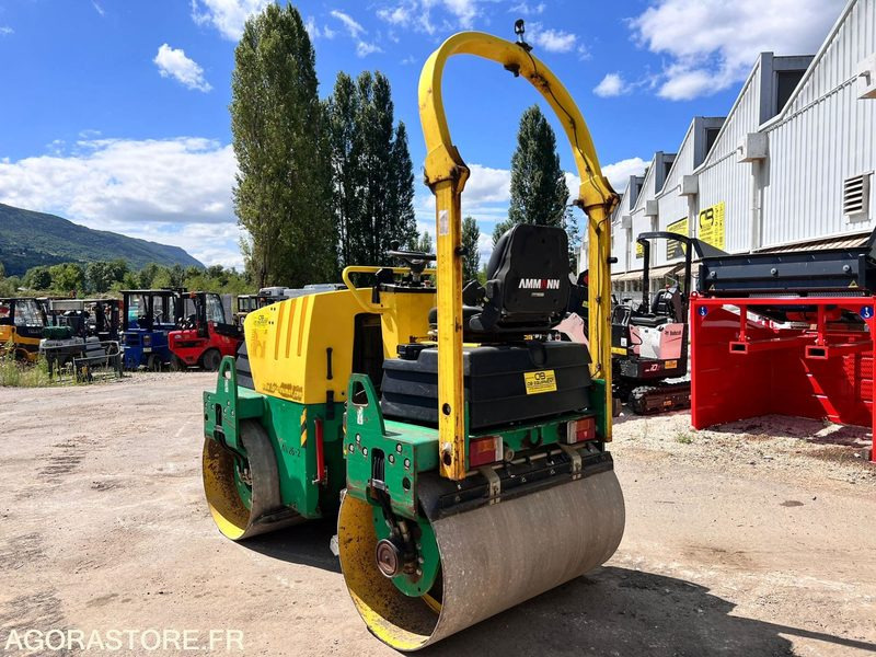 COMPACTEUR AMMANN AV26-2 ROULEAU TANDEM VIBRANT ARTICULÉ - ANNÉE 2008 - 1765 H - مدحلة: صورة 5 COMPACTEUR AMMANN AV26-2 ROULEAU TANDEM VIBRANT ARTICULÉ - ANNÉE 2008 - 1765 H - مدحلة: صورة 5