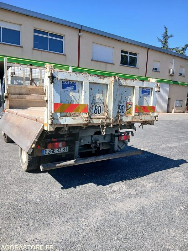 Camion Renault 150 - 2000 - 480392kms - شاحنة قلاب: صورة 3 Camion Renault 150 - 2000 - 480392kms - شاحنة قلاب: صورة 3