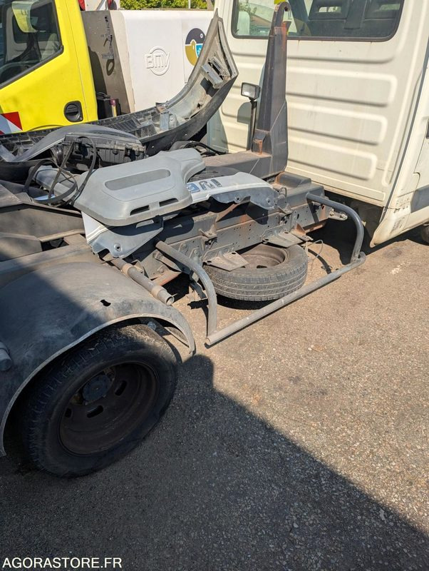 Camion plateau IVECO 35C15 - قلاب صغير: صورة 5 Camion plateau IVECO 35C15 - قلاب صغير: صورة 5