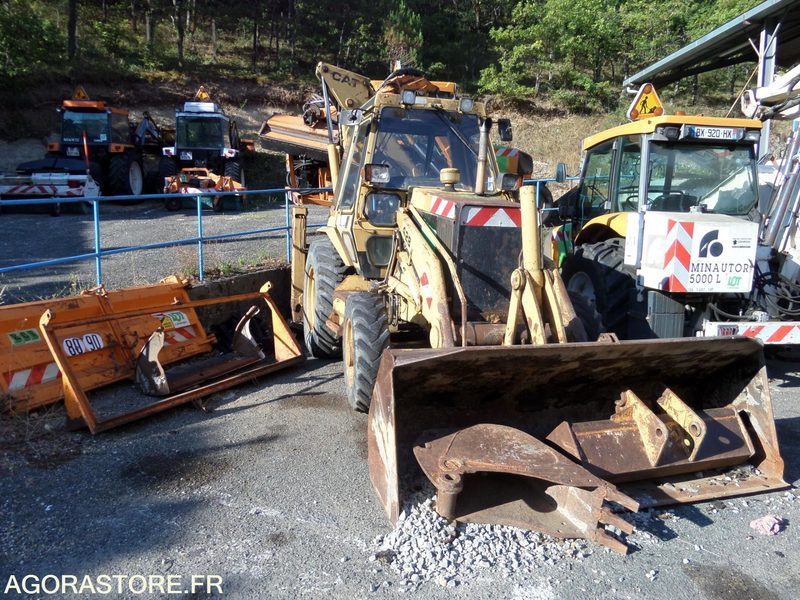 Chargeuse pelleteuse caterpillar 428 -1992- 13000h (N2TRPL) - جرافة حفار: صورة 1 Chargeuse pelleteuse caterpillar 428 -1992- 13000h (N2TRPL) - جرافة حفار: صورة 1