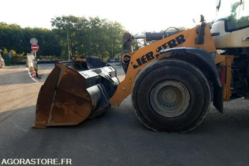 Chargeuse sur pneus LIEBHERR L566 XPower - 2016 / 11 762 HEURES - تركس: صورة 3 Chargeuse sur pneus LIEBHERR L566 XPower - 2016 / 11 762 HEURES - تركس: صورة 3