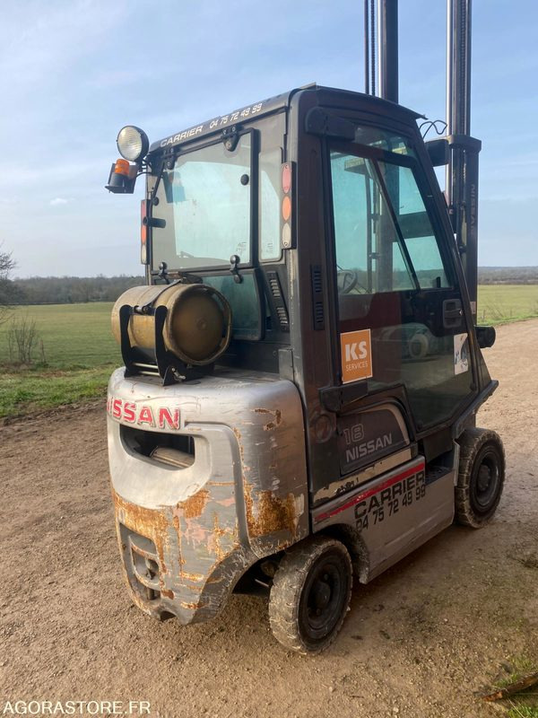Chariot élévateur GAZ NISSAN 1.8T - رافعة شوكية تعمل بالغاز: صورة 4 Chariot élévateur GAZ NISSAN 1.8T - رافعة شوكية تعمل بالغاز: صورة 4