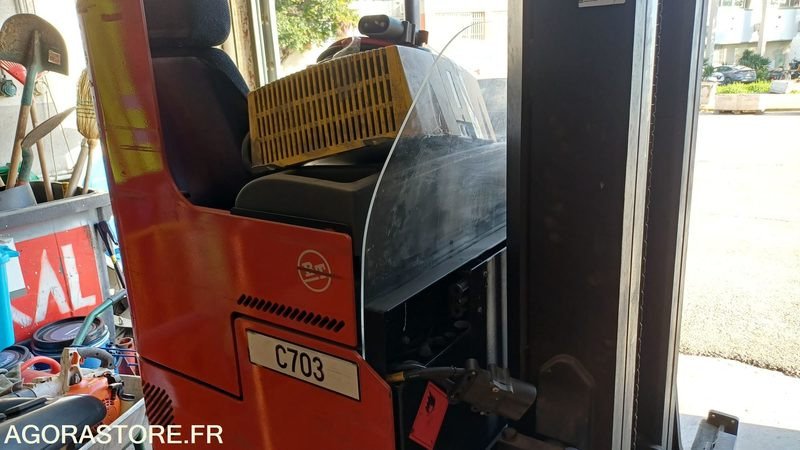 Chariot retractable (Cat.5 R489) Toyota RRE2 5600H (C703) - رافعة شوكية: صورة 3 Chariot retractable (Cat.5 R489) Toyota RRE2 5600H (C703) - رافعة شوكية: صورة 3