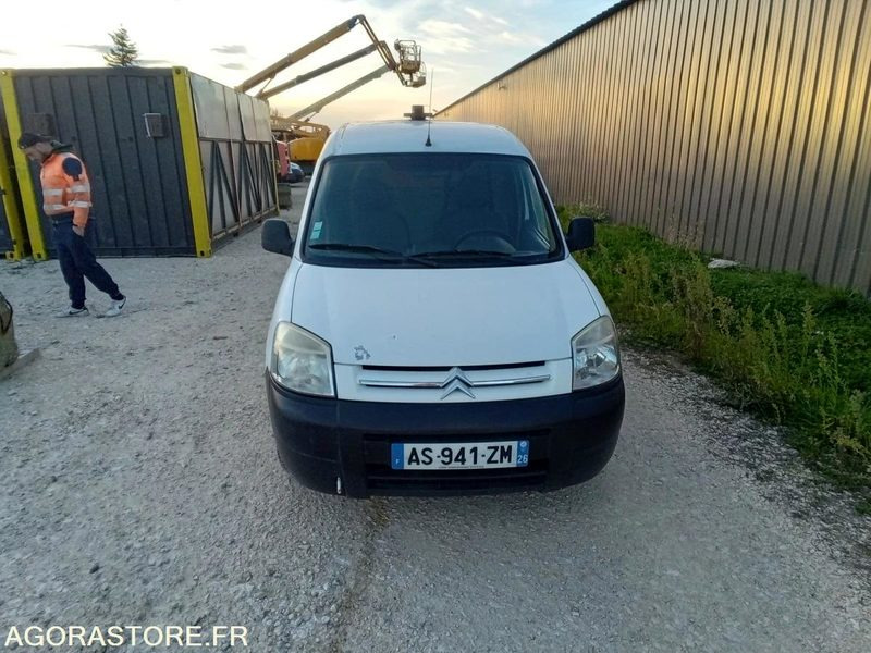 Citroën Berlingo 1.6 hdi 2010 - فان المدمجة: صورة 3 Citroën Berlingo 1.6 hdi 2010 - فان المدمجة: صورة 3