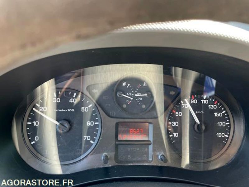 Citroen Berlingo utilitaire - فان المدمجة: صورة 2 Citroen Berlingo utilitaire - فان المدمجة: صورة 2