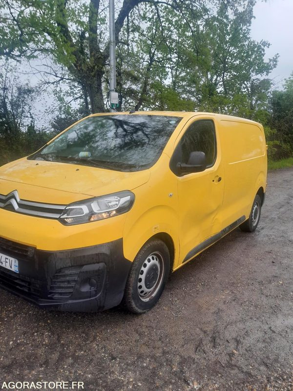 Citroën Jumpy - 2016 - 142000km - فان المدمجة: صورة 1 Citroën Jumpy - 2016 - 142000km - فان المدمجة: صورة 1