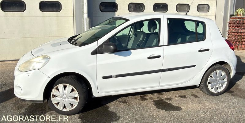Clio III - سيارة: صورة 1 Clio III - سيارة: صورة 1