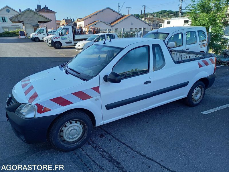 DACIA LOGAN PICK UP 2 PLACES - سيارة: صورة 1 DACIA LOGAN PICK UP 2 PLACES - سيارة: صورة 1
