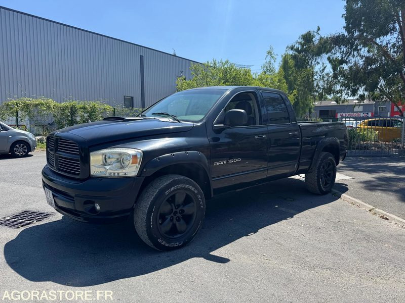 DODGE RAM 1500 - 2002 - 204 000 KM - سيارة: صورة 1 DODGE RAM 1500 - 2002 - 204 000 KM - سيارة: صورة 1