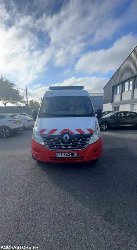 DT-542-NF - Roulant - Renault Master - VASP - 462 946 Kms - سيارة اسعاف: صورة 3 DT-542-NF - Roulant - Renault Master - VASP - 462 946 Kms - سيارة اسعاف: صورة 3