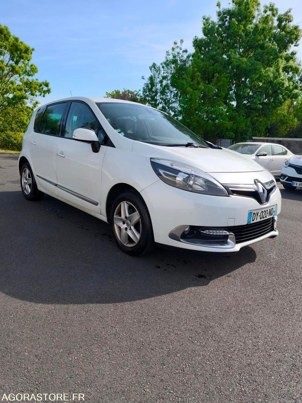 DY-020-NQ - Roulant - RENAULT - SCENIC - VP - 388 200 Kms - سيارة: صورة 2 DY-020-NQ - Roulant - RENAULT - SCENIC - VP - 388 200 Kms - سيارة: صورة 2