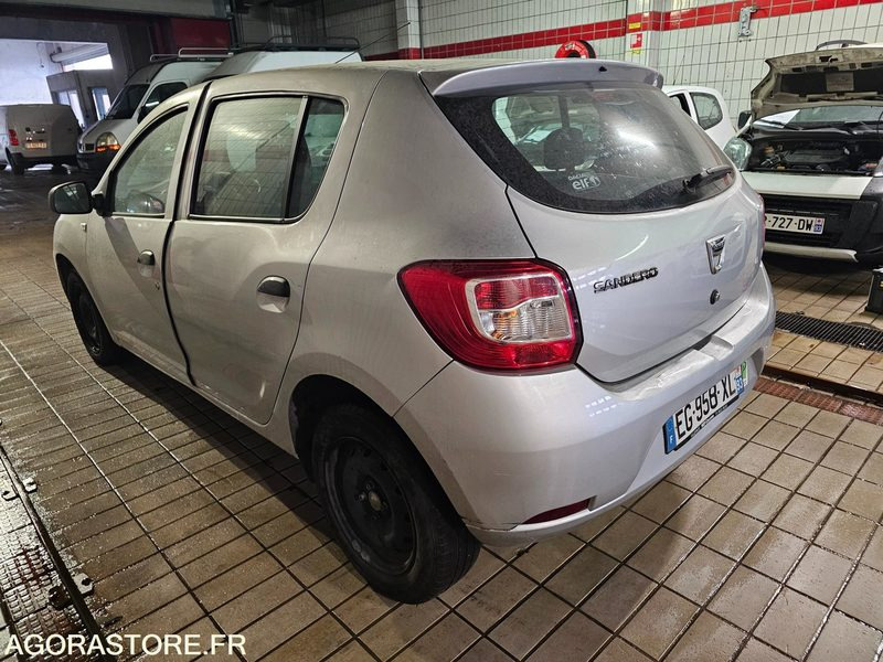Dacia Sandero - 2016 - 88635kms - EG 958 XL - سيارة: صورة 4 Dacia Sandero - 2016 - 88635kms - EG 958 XL - سيارة: صورة 4