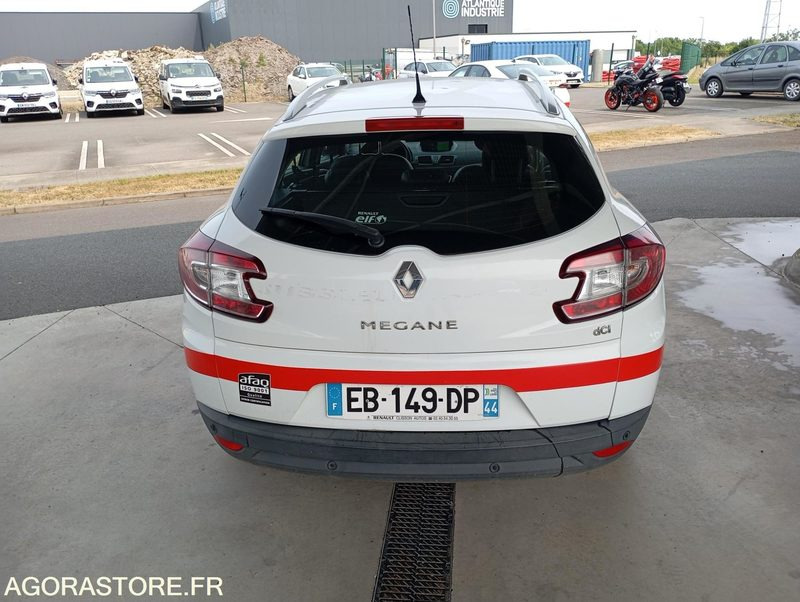 EB-149-DP - Non Roulant - Renault Mégane - VP- 340 150 Kms - سيارة: صورة 3 EB-149-DP - Non Roulant - Renault Mégane - VP- 340 150 Kms - سيارة: صورة 3