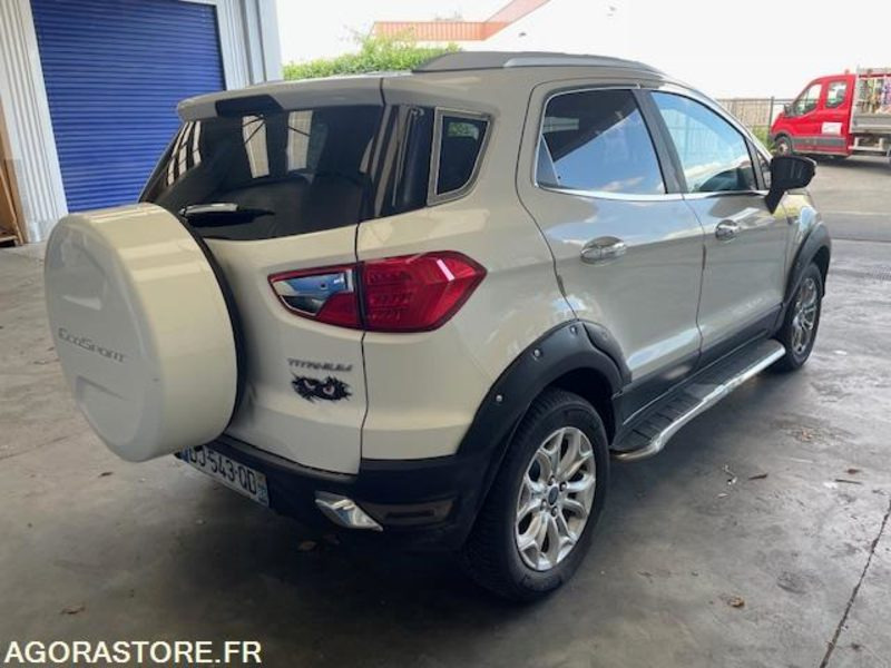 ECOSPORT TITANIUM 1.5 TDCI 90cv . 08/2014 . 128300 km - سيارة دفع رباعي: صورة 3 ECOSPORT TITANIUM 1.5 TDCI 90cv . 08/2014 . 128300 km - سيارة دفع رباعي: صورة 3