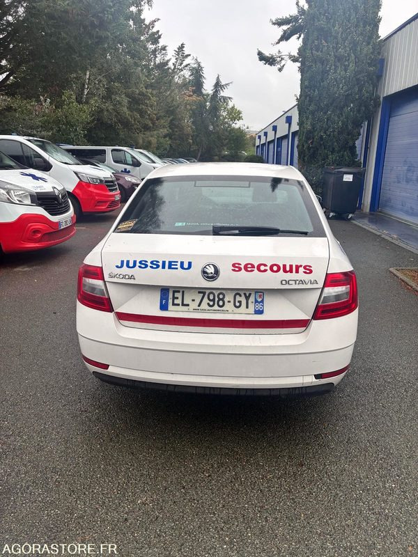 EL-798-GY - Roulant - SKODA OCTAVIA - VP - 366 000 Kms - سيارة: صورة 4 EL-798-GY - Roulant - SKODA OCTAVIA - VP - 366 000 Kms - سيارة: صورة 4
