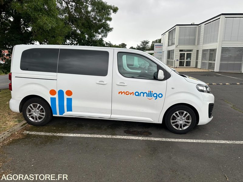 EM-645-ZF - Roulant - VP - 9 Places - Jumpy SPACE TOURER - 210 716 Kms - حافلة صغيرة, ميكروباص: صورة 1 EM-645-ZF - Roulant - VP - 9 Places - Jumpy SPACE TOURER - 210 716 Kms - حافلة صغيرة, ميكروباص: صورة 1