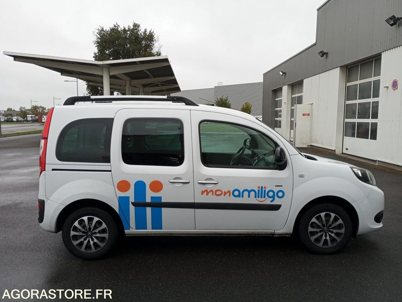 EY-098-HV - Roulant - RENAULT KANGOO - VP - 214 917 Kms - سيارة: صورة 4 EY-098-HV - Roulant - RENAULT KANGOO - VP - 214 917 Kms - سيارة: صورة 4