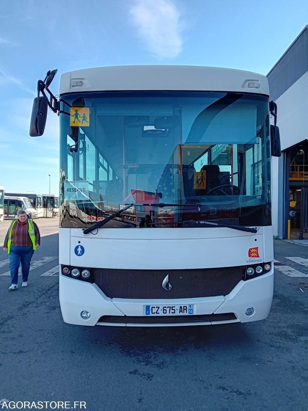 FAST SCOLER 4 - CZ 675 AR - E5 - 2013 - 140000 KM - - حافلة مدرسية: صورة 1 FAST SCOLER 4 - CZ 675 AR - E5 - 2013 - 140000 KM - - حافلة مدرسية: صورة 1