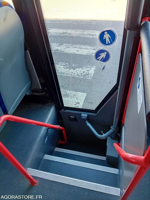 حافلة مدرسية FAST SCOLER 4 - CZ 675 AR - E5 - 2013 - 140000 KM -: صورة 17 حافلة مدرسية FAST SCOLER 4 - CZ 675 AR - E5 - 2013 - 140000 KM -: صورة 17