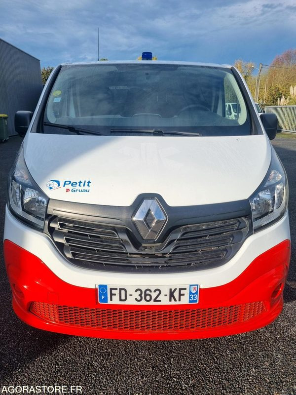 FD-362-KF - Non Roulant - RENAULT TRAFIC III - VASP - 195 000 Kms - سيارة اسعاف: صورة 3 FD-362-KF - Non Roulant - RENAULT TRAFIC III - VASP - 195 000 Kms - سيارة اسعاف: صورة 3