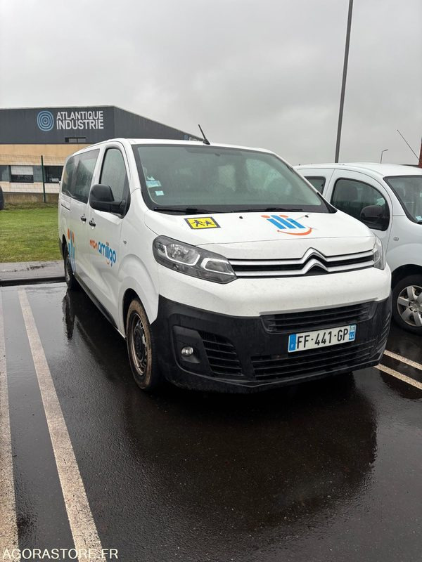 FF-441-GP - Roulant - CITROEN JUMPY SPACE TOURER - VP - 191 151 Kms - حافلة صغيرة, ميكروباص: صورة 4 FF-441-GP - Roulant - CITROEN JUMPY SPACE TOURER - VP - 191 151 Kms - حافلة صغيرة, ميكروباص: صورة 4