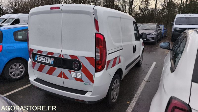 FIAT DOBLO - 02/11/2016 - 66549kms - EG151LT - فان المدمجة: صورة 4 FIAT DOBLO - 02/11/2016 - 66549kms - EG151LT - فان المدمجة: صورة 4