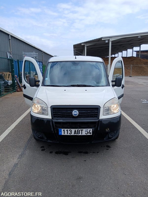 FIAT DOBLO - 2006 - 208199 KM - فان المدمجة: صورة 1 FIAT DOBLO - 2006 - 208199 KM - فان المدمجة: صورة 1