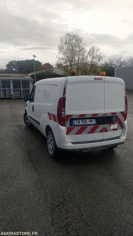 FIAT DOBLO - 2017 - 110593KM - EN986HM - فان المدمجة: صورة 4 FIAT DOBLO - 2017 - 110593KM - EN986HM - فان المدمجة: صورة 4